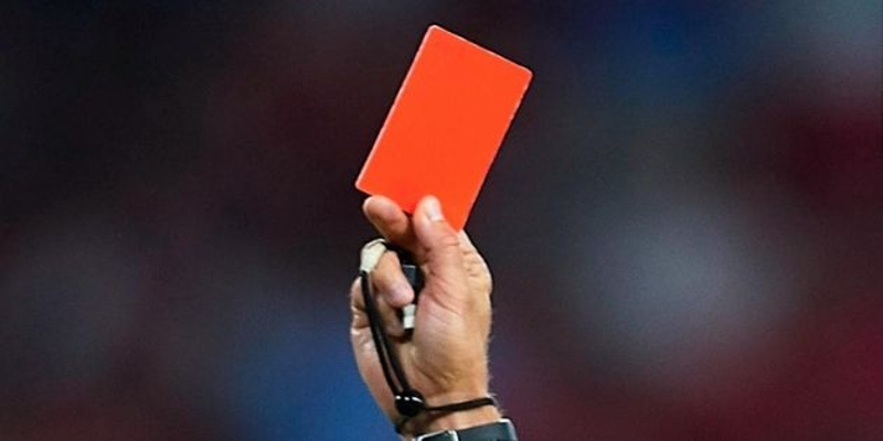 Phong cách trọng tài ảnh hưởng lớn đến số thẻ phạt